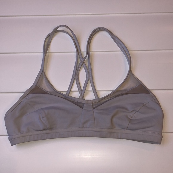 Lululemon white crisscross spaghetti strap sports bra - Picture 3 of 10